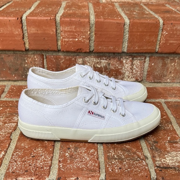 Superga 2750 Cotu Classic White Rubber Sole Sneakers Women's 38/7.5 - Picture 1 of 8